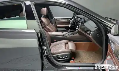 BMW 6-Series 2018 3.0 Автомат в Москве № 1001135, миниатюра 10