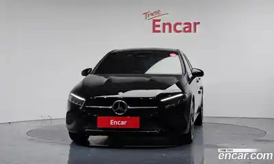 Mercedes-Benz A-Class 2024 2.0 гидро в Москве № 1001505, миниатюра 3