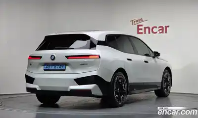 BMW iX 2022 0.3 гидро в Москве № 1004687, миниатюра 2