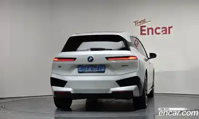 BMW iX 2022 0.3 гидро в Москве № 1004687, миниатюра 4