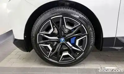 BMW iX 2022 0.3 гидро в Москве № 1004687, миниатюра 5