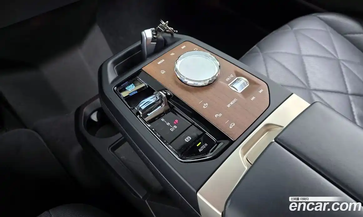 BMW iX 2022 0.3 гидро в Москве № 1004687, фото 9