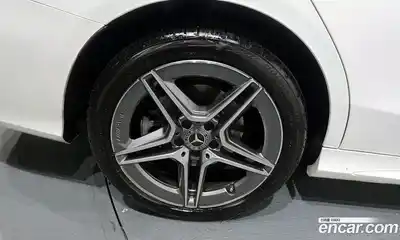 Mercedes-Benz C-Class 2021 2.0 гидро в Москве № 1005340, миниатюра 5
