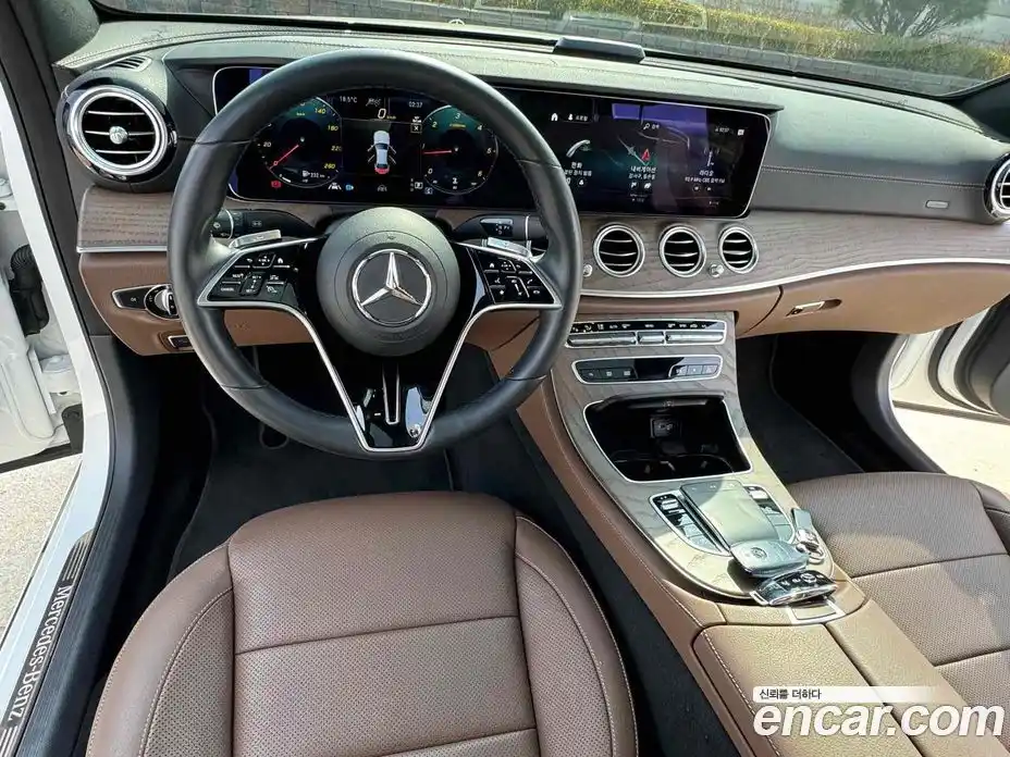 Mercedes-Benz E-Class 2022 1.9 гидро, фото 13