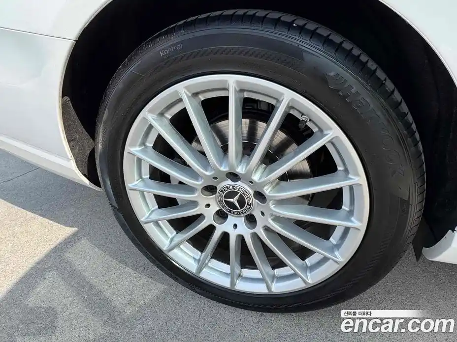 Mercedes-Benz E-Class 2022 1.9 гидро, фото 5