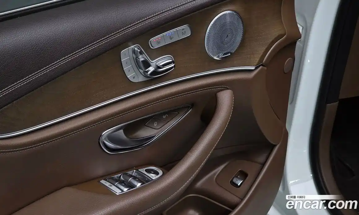 Mercedes-Benz E-Class 2019 2.0 гидро, фото 17