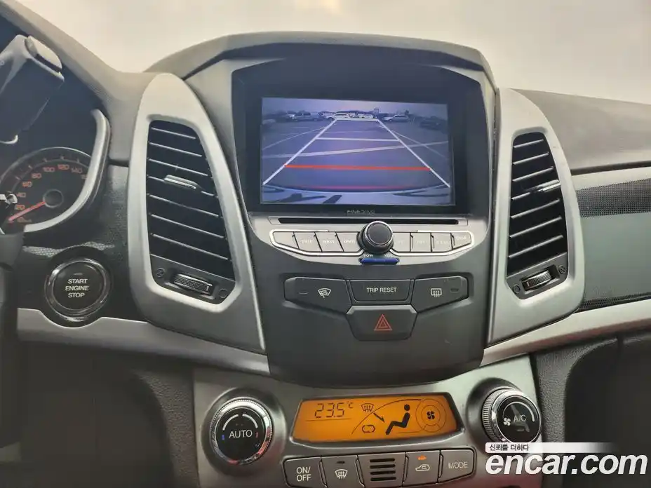 SsangYong Korando 2017 2.2 Автомат в Москве № 1011429, фото 13