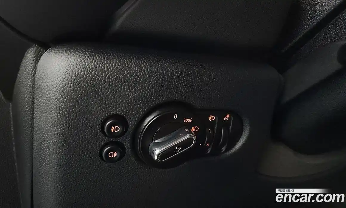 Mini Cooper 2015 1.5 гидро в Москве № 1013630, фото 14