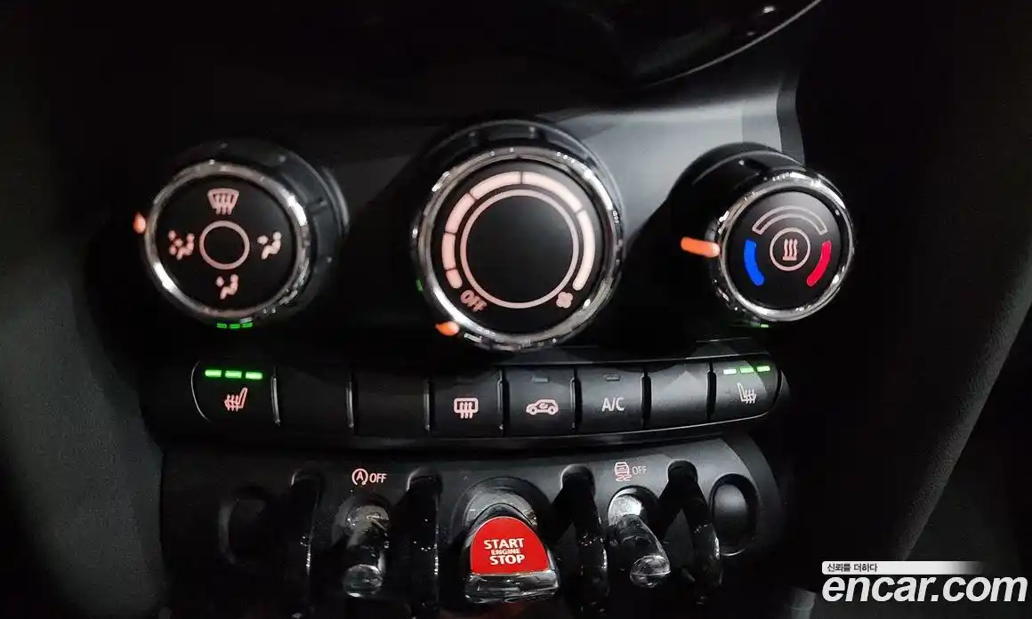 Mini Cooper 2015 1.5 гидро в Москве № 1013630, фото 17