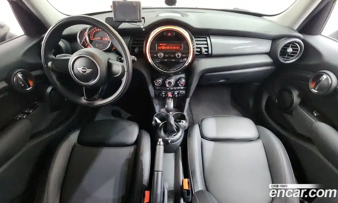 Mini Cooper 2015 1.5 гидро в Москве № 1013630, фото 7