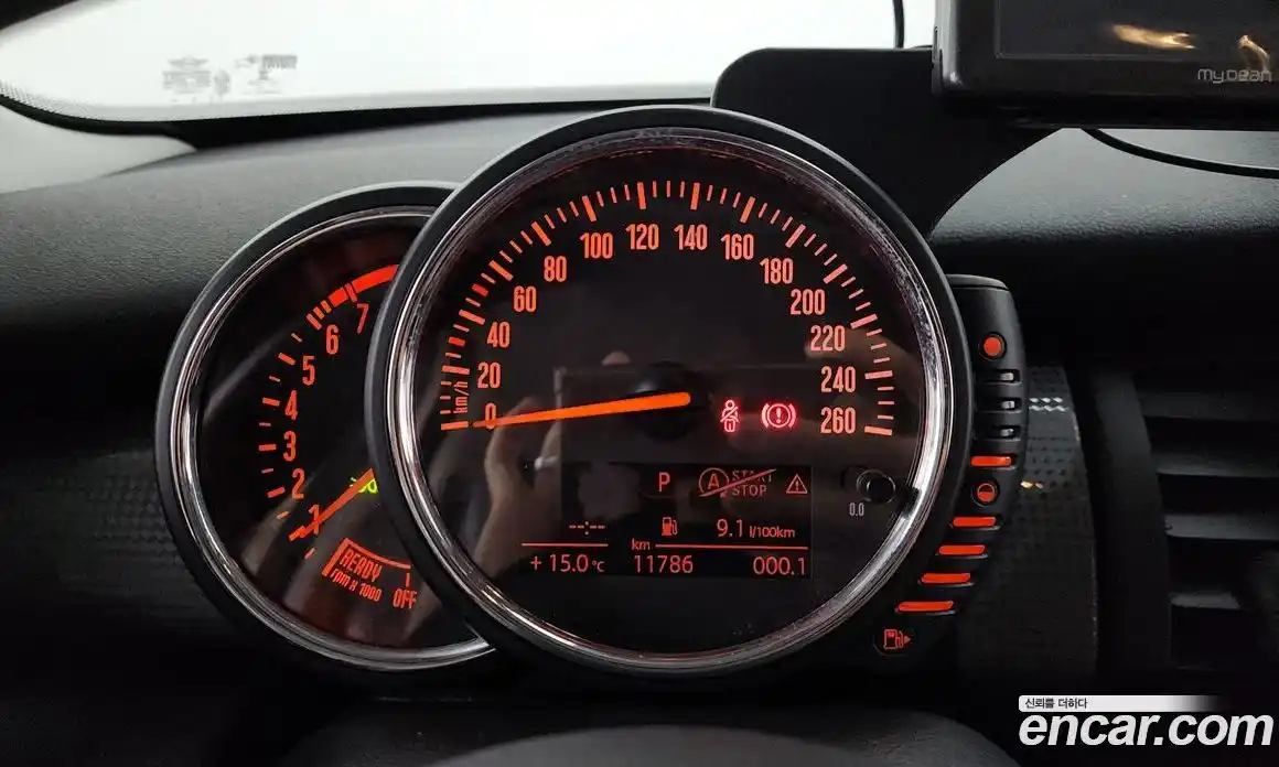Mini Cooper 2015 1.5 гидро в Москве № 1013630, фото 8