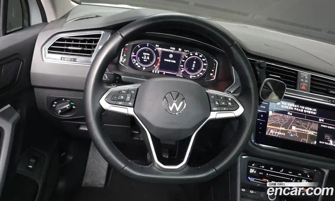 Volkswagen Tiguan 2022 2.0 гидро в Москве № 1014624, фото 13