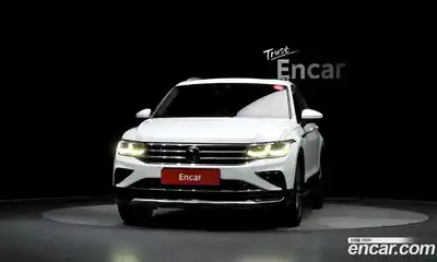Volkswagen Tiguan 2022 2.0 гидро в Москве № 1014624, миниатюра 3