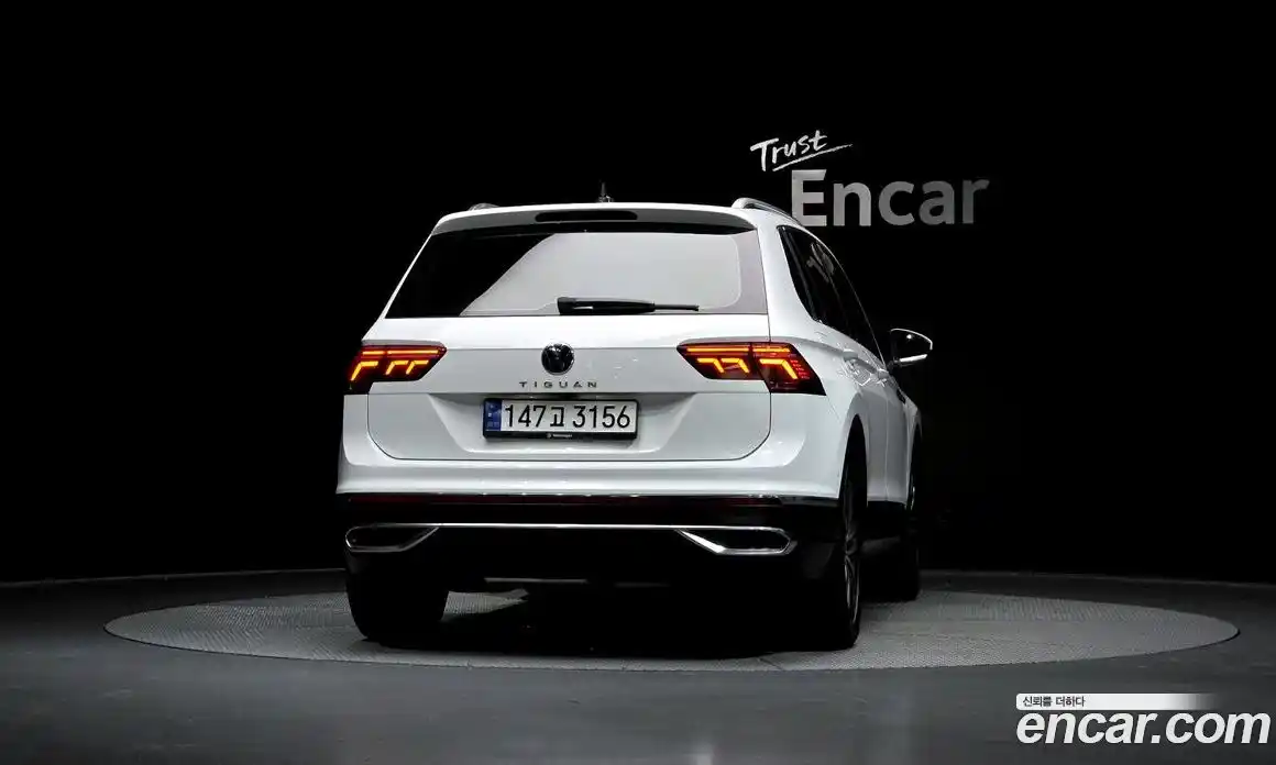Volkswagen Tiguan 2022 2.0 гидро в Москве № 1014624, фото 4