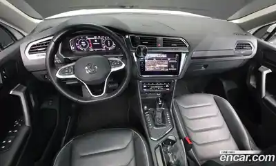 Volkswagen Tiguan 2022 2.0 гидро в Москве № 1014624, миниатюра 7