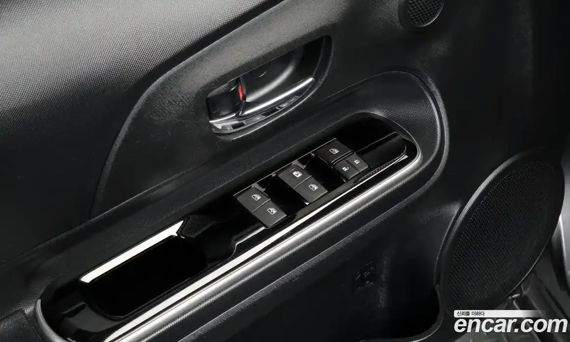 Toyota Prius 2018 1.5 гидро в Москве № 1015226, фото 18