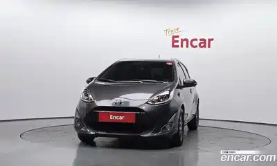 Toyota Prius 2018 1.5 гидро в Москве № 1015226, миниатюра 3