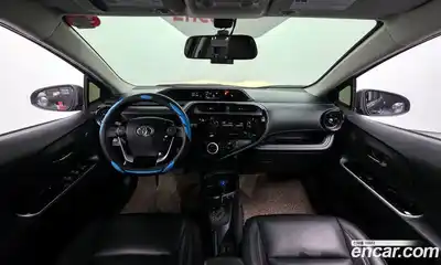Toyota Prius 2018 1.5 гидро в Москве № 1015226, миниатюра 7