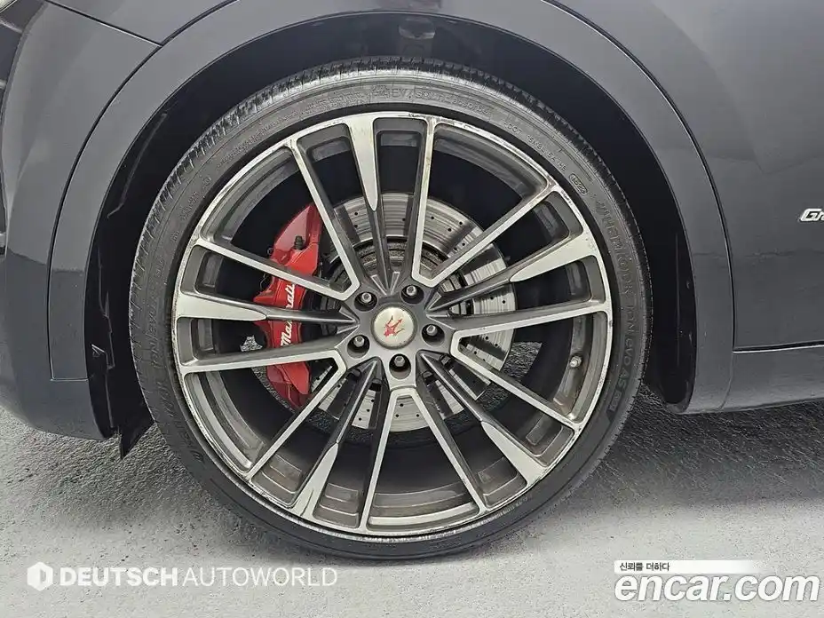 Maserati Levante 2019 3.0 гидро в Москве № 1015683, фото 5