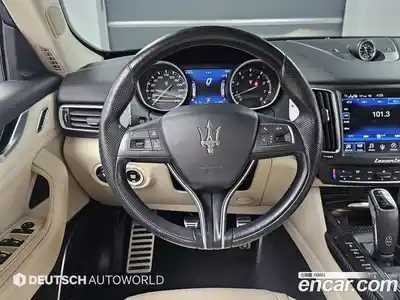 Maserati Levante 2019 3.0 гидро в Москве № 1015683, миниатюра 9
