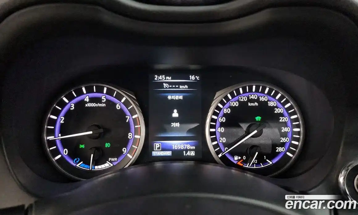 Infiniti Q50 2016 3.5 гидро в Москве № 1015749, фото 8
