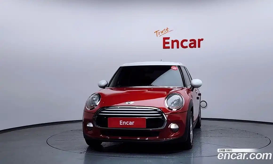 Mini Cooper 2015 1.5 гидро в Москве № 144480, фото 3