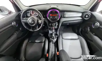 Mini Cooper 2015 1.5 гидро в Москве № 144480, миниатюра 7