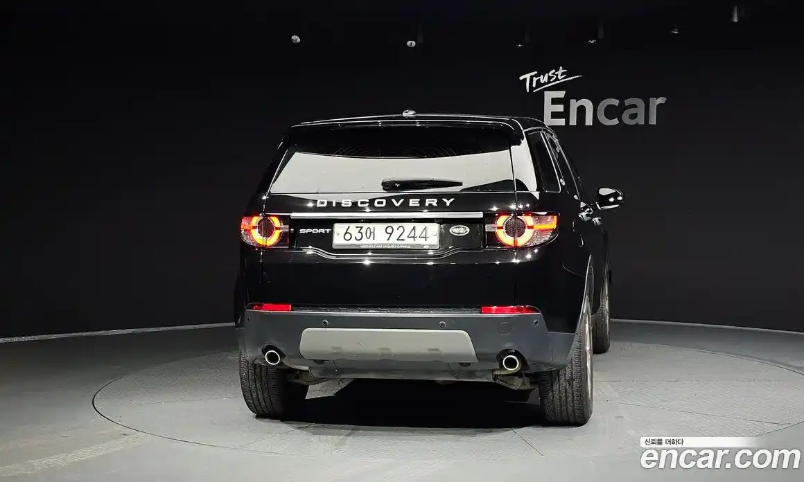 Land Rover Discovery Sport 2016 2.0 гидро в Москве № 154208, фото 4