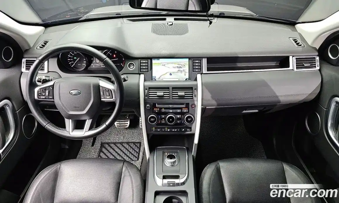 Land Rover Discovery Sport 2016 2.0 гидро в Москве № 154208, фото 7