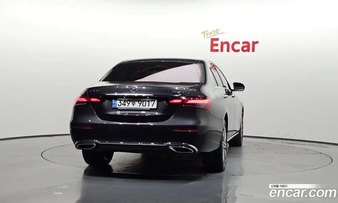 Mercedes-Benz E-Class 2022 2.0 гидро в Москве, фото 4