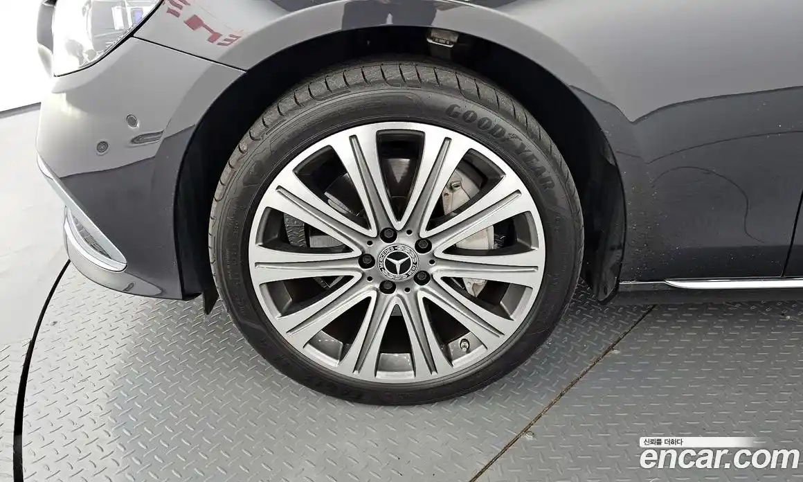 Mercedes-Benz E-Class 2022 2.0 гидро в Москве, фото 5
