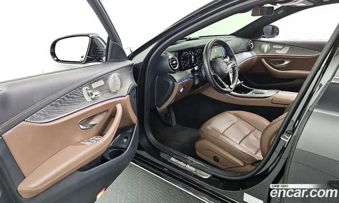 Mercedes-Benz E-Class 2022 2.0 гидро в Москве, фото 10