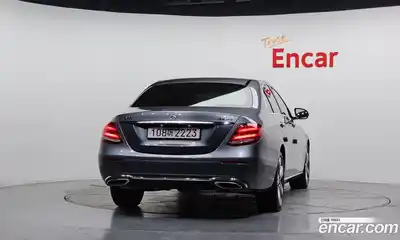 Mercedes-Benz E-Class 2017 2.0 гидро в Москве, миниатюра 4