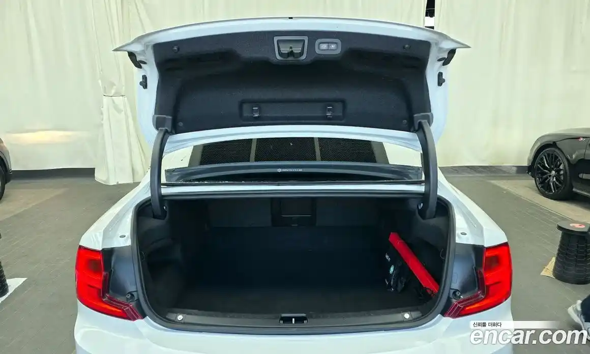 Volvo S90 2019 2.0 гидро в Москве № 164657, фото 20