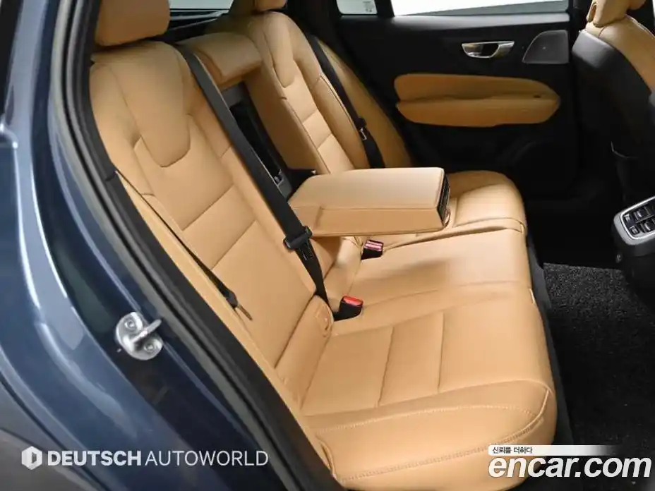 Volvo V60 2022 2.0 гидро в Москве № 164786, фото 12