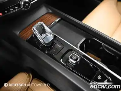 Volvo V60 2022 2.0 гидро в Москве № 164786, миниатюра 9