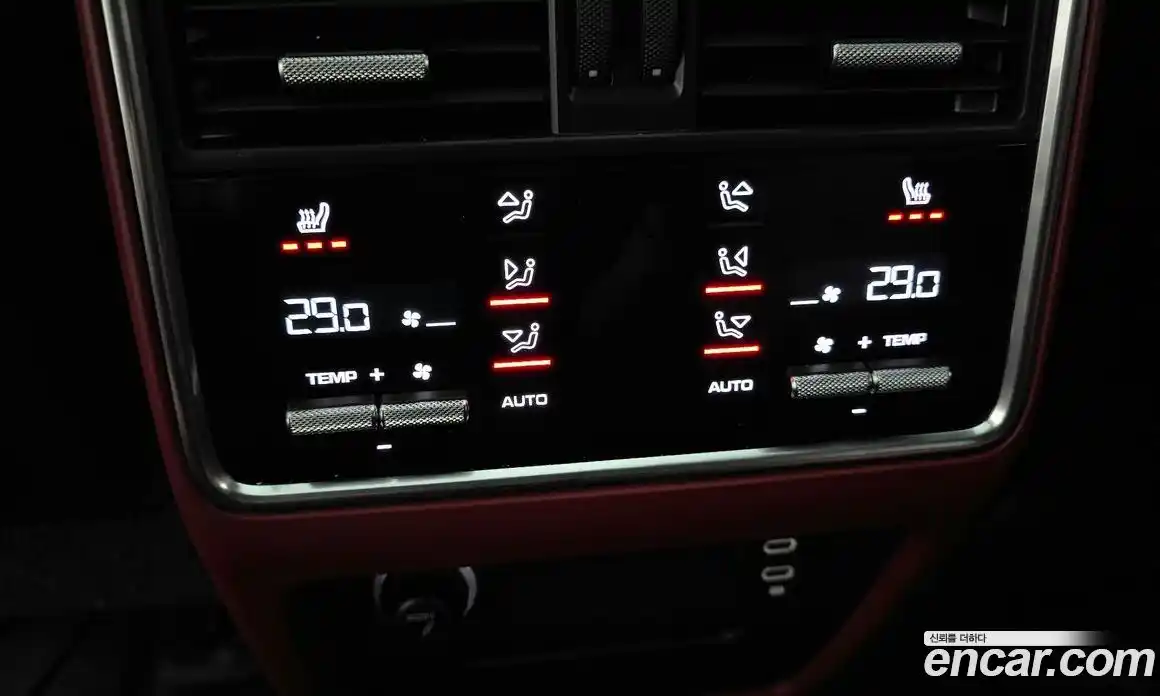 Porsche Cayenne 2021 3.0 гидро в Москве № 165403, фото 17