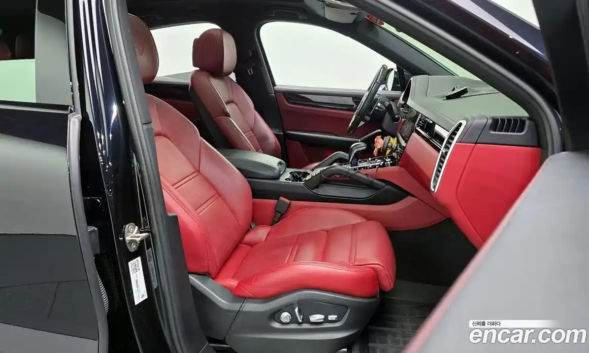 Porsche Cayenne 2021 3.0 гидро в Москве № 165403, фото 10