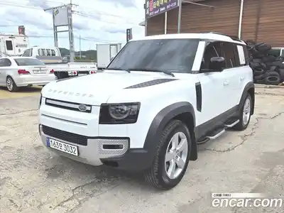 Land Rover Defender, 2021
