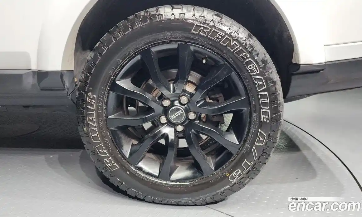 Land Rover Discovery 2016 3.0 гидро в Москве № 166635, фото 5