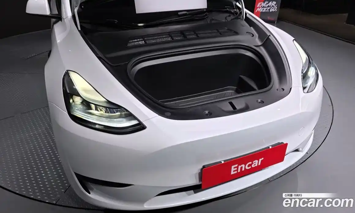 Tesla Model Y 2024 0.2 гидро в Москве № 167533, фото 6