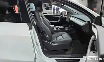 Tesla Model Y 2024 0.2 гидро в Москве № 167533, миниатюра 10