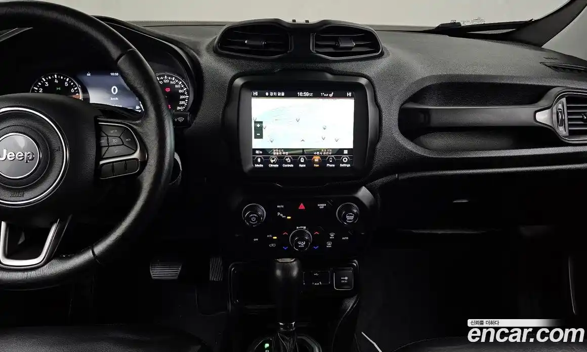 Jeep Renegade 2019 2.4 гидро в Москве № 169661, фото 14