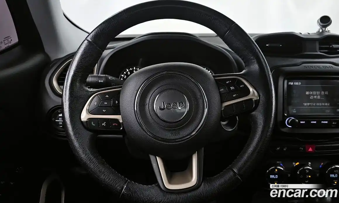 Jeep Renegade 2016 2.4 гидро в Москве № 169691, фото 13