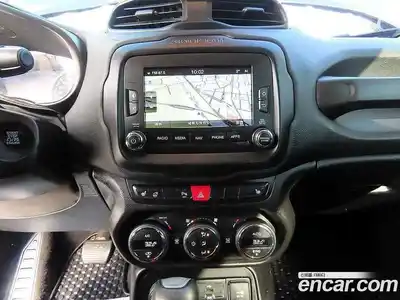 Jeep Renegade 2017 2.0 гидро в Москве № 170085, миниатюра 12