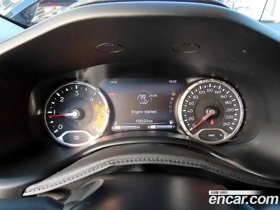 Jeep Renegade 2017 2.0 гидро в Москве № 170085, фото 9