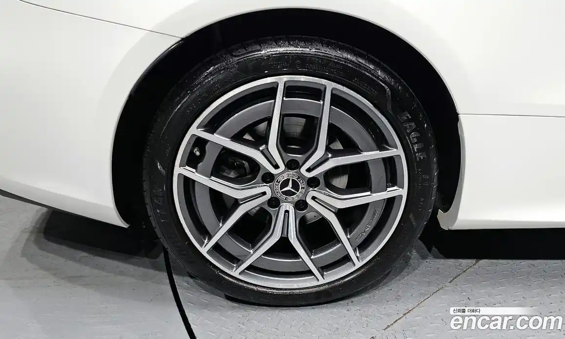 Mercedes-Benz E-Class 2022 2.0 гидро в Москве № 173483, фото 5