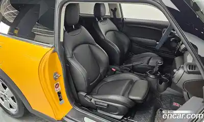 Mini Cooper 2017 1.5 гидро в Москве № 173881, миниатюра 11