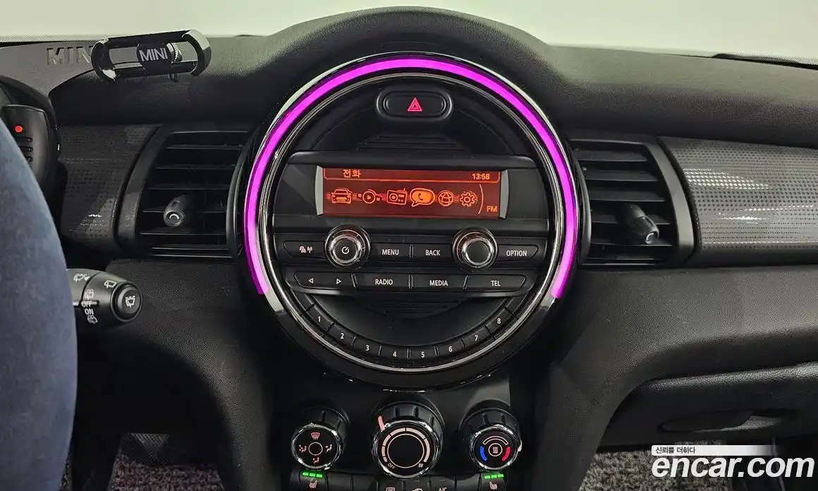 Mini Cooper 2017 1.5 гидро в Москве № 173881, фото 14