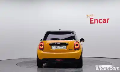 Mini Cooper 2017 1.5 гидро в Москве № 173881, миниатюра 4